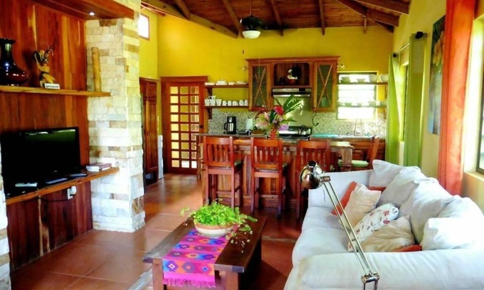 San Ignacio Maison | Aliana's Villas - Private Farm Home on the River (Gold Standard Certified)