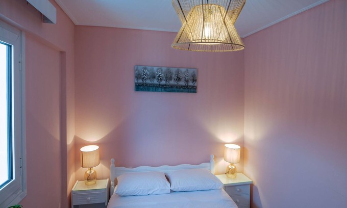 Paliki Appartement | Aliki's Studio - One Bedroom Apartment, Sleeps 2