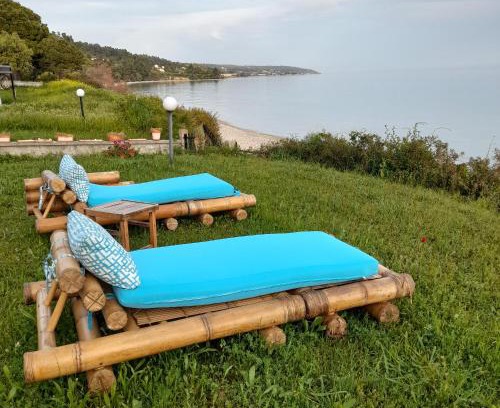 Mola Kalyva Maison | ALKEA beachfront apartment Moles Kalives Halkidiki