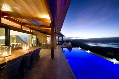 Brenton-on-Sea Maison | Alkira Lodge