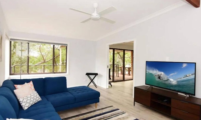 Hyams Beach Maison | All Decked Out at Hyams Beach by Experience Jervis