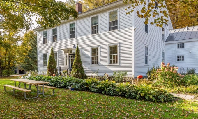 Bread Loaf Appartement | All guest rooms in Chipman Inn- Your classic B&B in Vermont