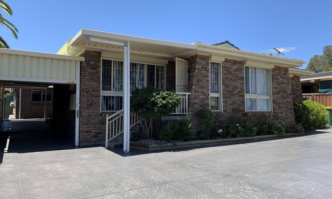 Fairfield West Location De Bateaux | All in 3 Bedrooms,sliding gate, Fairfield West