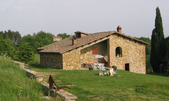 Acquapendente Cottage | Tout en pierre, entouré par la nature, idéal pour les familles et les groupes d'amis.