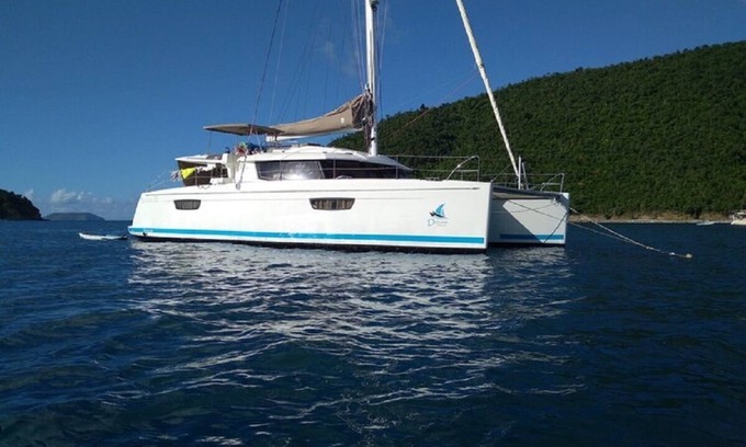 Charlotte Amalie Location De Bateaux | ALL INCLUSIVE FOOD & DRINK on a Private SAILING YACHT that SLEEPS up to 10 GUEST