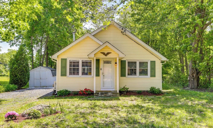 Highland Lakes Cabine | All-Season Vernon Township Lake House Retreat!