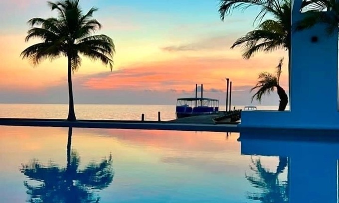 Caye Caulker Copropriété | All Shades of Blu -Best Resort in Caye Caulker