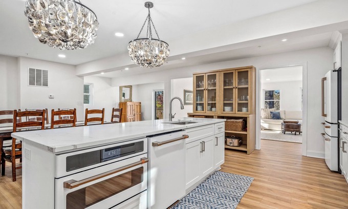 Wardour Maison | New! All Star Annapolis Retreat - Walk to Stadium