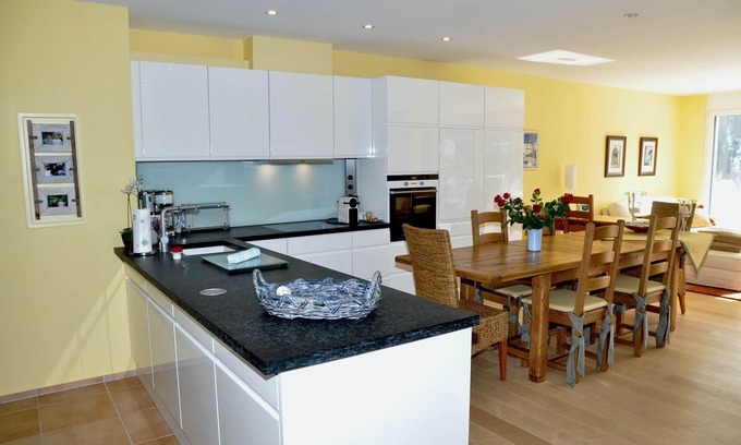 Engadin Scoul Appartement | 1 évaluation à "e-domizil": 4. 80 sur un maximum de 5. 0 points