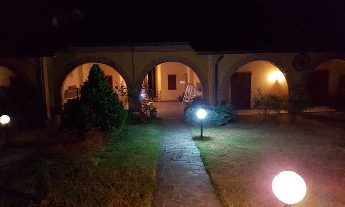Pozzolgroppo Autre | Allevamento B&B