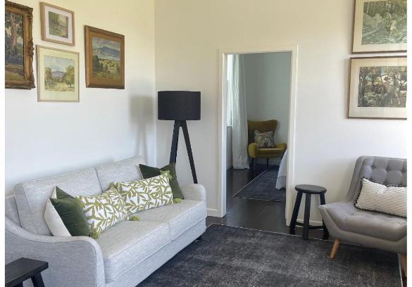 Featherston Maison | Alloa Petite