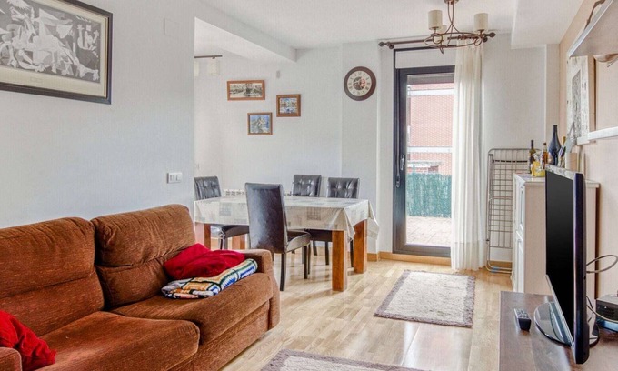 Ciruena Maison | Séduisante maison de vacances à Cirueña avec jardin privé