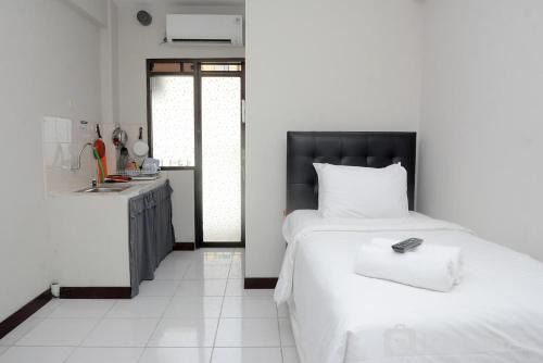 Bekasi Timur Appartement | Alluring Studio at Lagoon Bekasi Town Square Apartment By Travelio