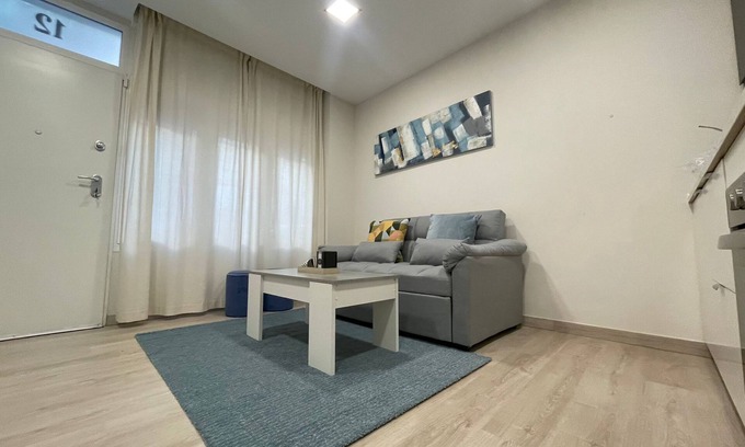 Prosperidad Appartement | Alma, Leave your sweet home and use ours.