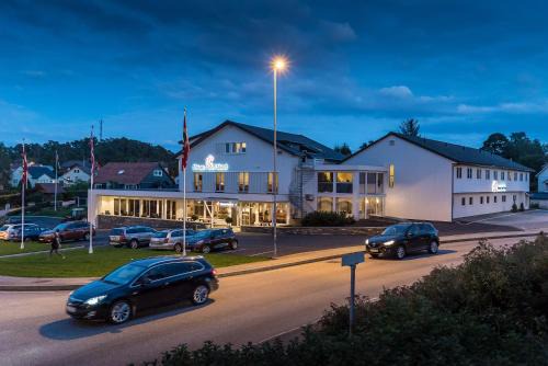 Leirvik Hôtel | Almaas Hotell Stord AS