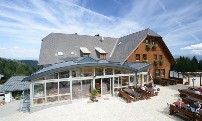 Obdach Hôtel | Almidylle Sabathy