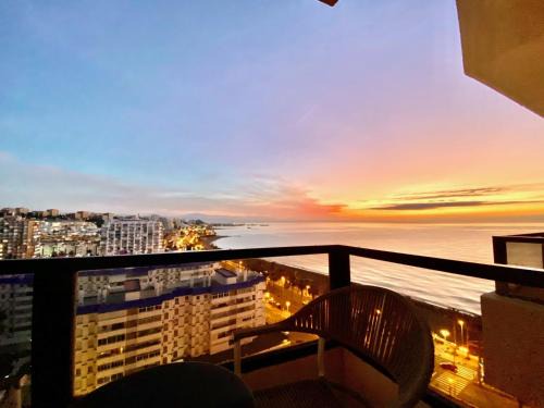 Torrequebrada Appartement | Aloha Playa Deluxe WiFi Swimming Pools & Parking