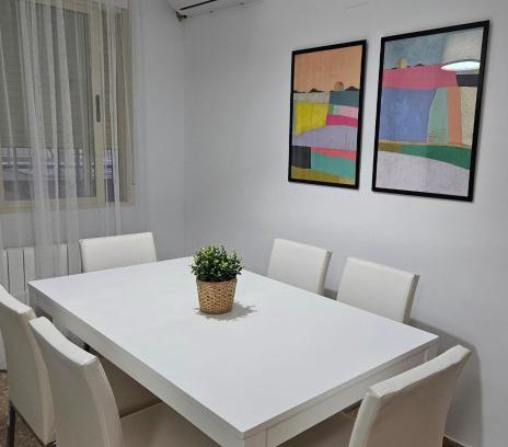 Hellin Appartement | Alojamiento centrico en Hellin con garaje