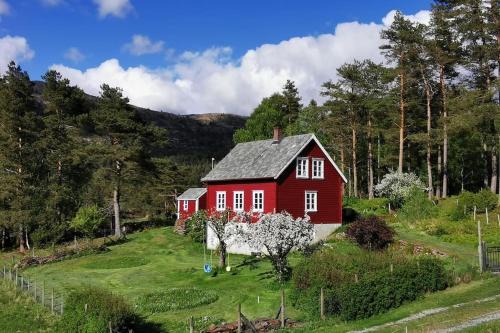 Fitjar Maison | Alone In The Woods With Your Own River Nearby