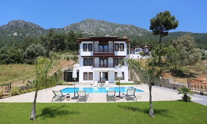 Akyaka City Center Appartement | Alp Suites Safran