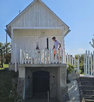 Bakonya Maison | Alpaka Bakonya Faház