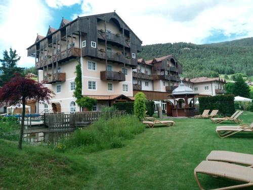 Costa Hôtel | Alpen Hotel Eghel