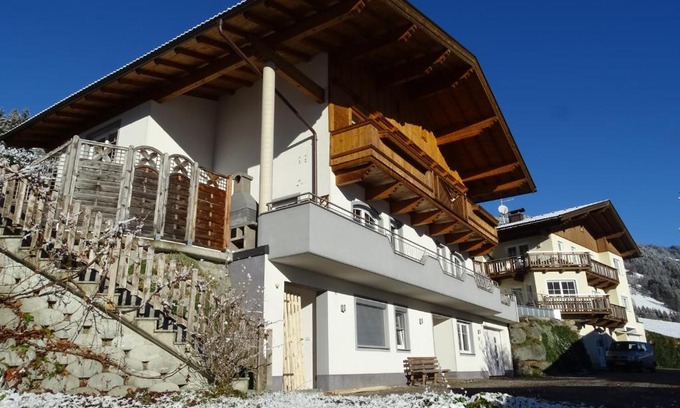 Hippach Appartement | Alpenjuwel by PiaundDirk