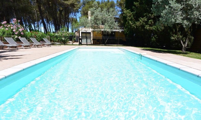 Plan-d'Orgon Villa | Alpilles Luberon, Mas climatisé Spa Jacuzzi Piscine chauffée Pétanque Babyfoot