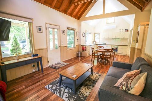Harrietville Appartement | Alpine Arnica Cottage 1