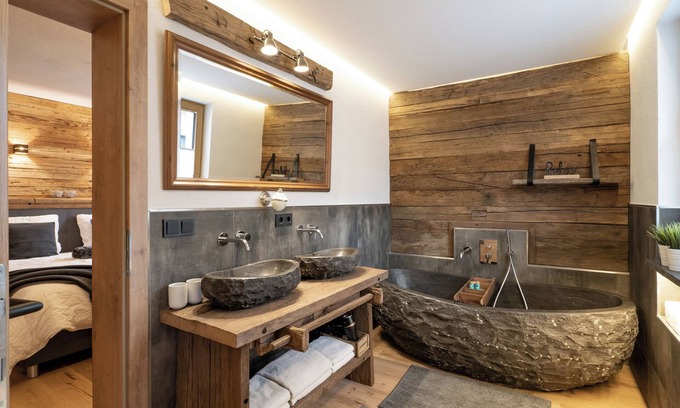 Moosen Appartement | Alpine Lodge SKI IN- SKI OUT Luxurious vacation apartment with 4 bedrooms