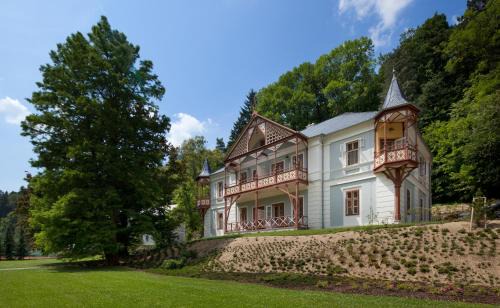 Luhacovice Maison | Alpská růže