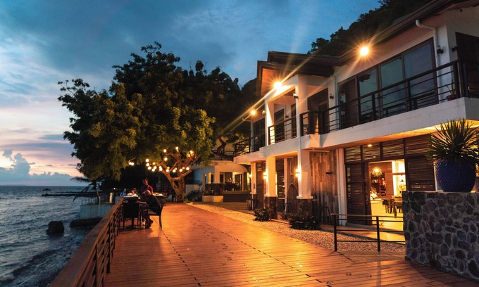 Bagalangit Hôtel | Altamare Dive and Leisure Resort Anilao