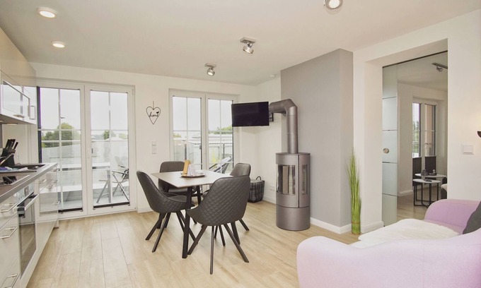 Lauterbach Appartement | Alte Fischfabrik Lauterbach Penthousewohnung Nr. 13 Glücksmomente