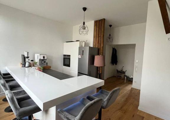 Verbandsgemeinde Pellenz Appartement | Alter Bahnhof Kruft erstrahlt in neuem Glanz