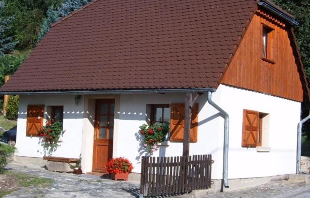 Hainewalde Maison | Alter Pferdestall