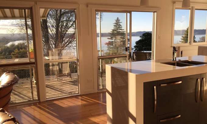 Kawaha Point Maison | Alternative Waterfront Lake Rotoiti now available. PEAK DATES! See text below.