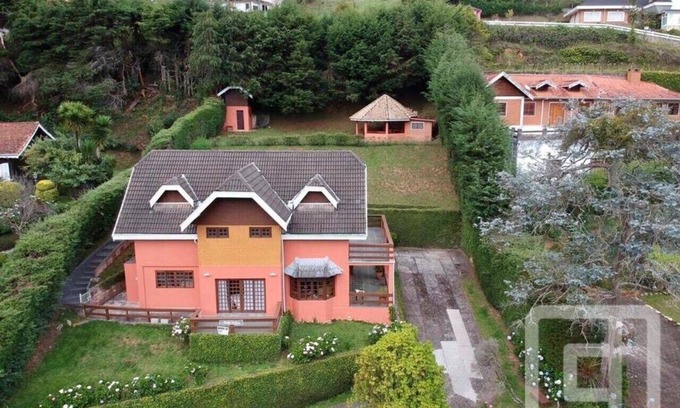Colinas Capivari Cottage | Alto do Capivari, Campos do Jordao - 6 chambres, maison délicieuse et confortable
