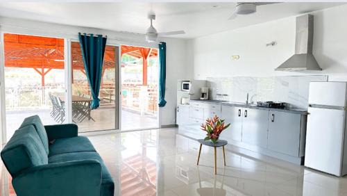 Jabrun Appartement | Améthyste: Appartement 8 personnes dans un domaine calme et verdoyant