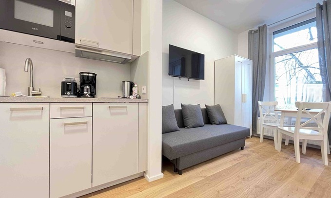 Amberg Appartement | (AM1026) Smart apartment for fitters