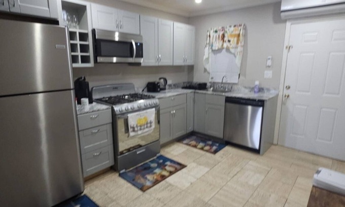 Belair Estates Appartement | Amani Island Homes & Apts Peaceful 2 Bedroom 1 Bath - Unit 2