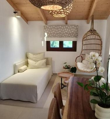 Agia Kiriaki Appartement | Amaryllis Luxury Suite