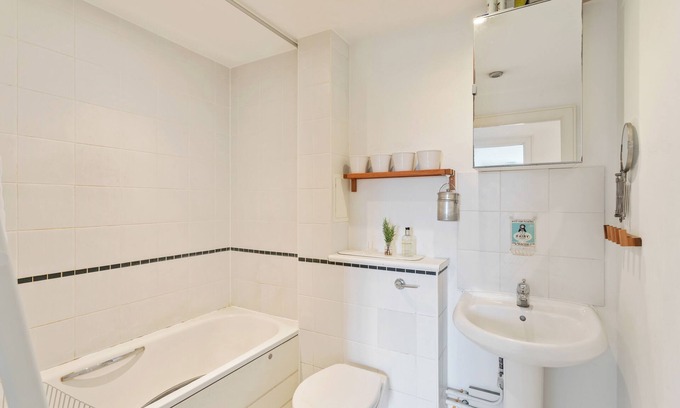 Stoke Newington Appartement | Amazing 2 Bed Apt w/Balcony nr Stoke Newington