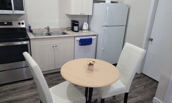 Saskatoon Appartement | Amazing 2 Bedroom Suites. Very cozy and pet-friedly