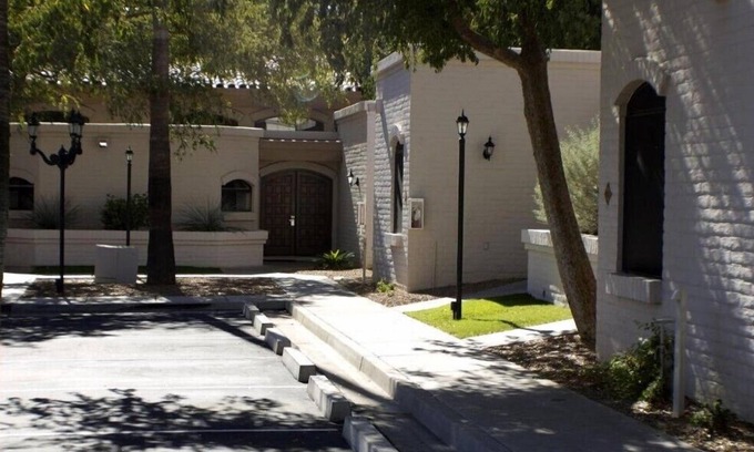 Arcadia Copropriété | Amazing 2BR Condo with Jacuzzi at Camelback Resort