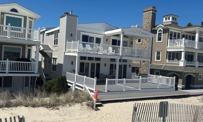 South End Maison | Incroyable maison en bord de plage au 2ème étage avec vue panoramique sur l'océan
