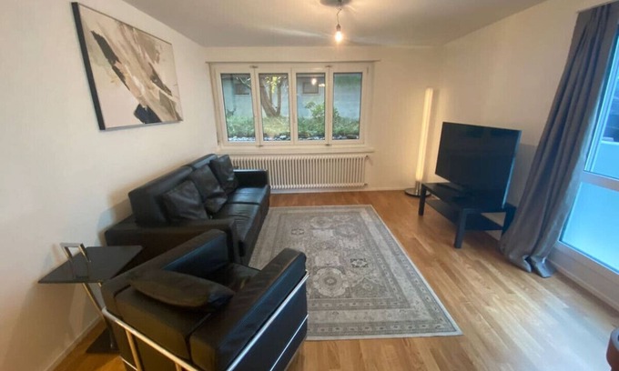 Hirslanden Appartement | Amazing 3BR flat in the city center (Sky9)