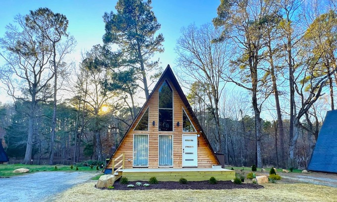 Bynum Cabine | Amazing A-Frame cabin, luxury amenities. Weekly-monthly rental starts Sept 1.