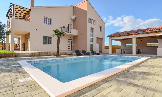 Pirovac Appartement | Superbe appartement à Kasic avec WiFi