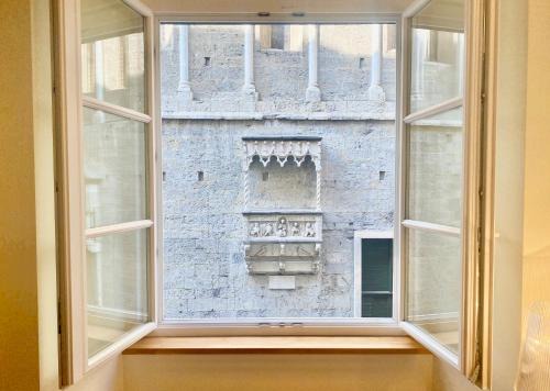 Genoa Historical Centre Appartement | Amazing Apt San Lorenzo 19, Rolli palace UNESCO - Overlooking the Cathedral FREE PRIVATE PARKING