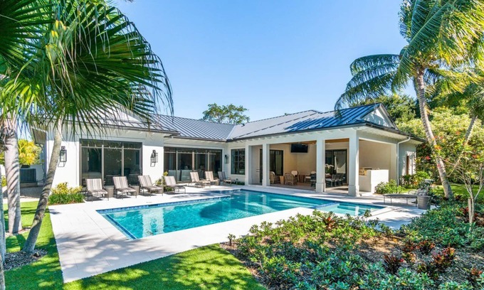 Lake Ida Shores Maison | Superbe Delray Beach Home juste rénové Great Pool minutes de la plage et de l'Atlantique